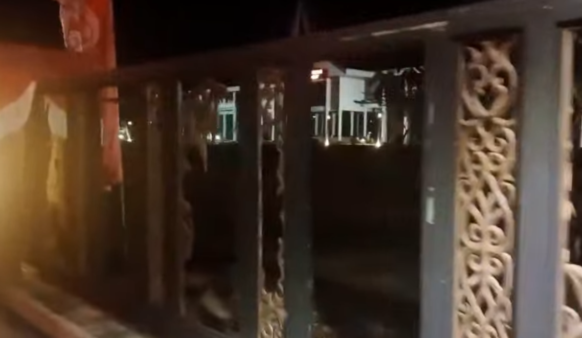 Pagar kantor gubernur Kalimantan Barat 